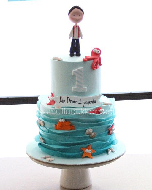 dalgalı deniz pastası – ahtapot ve yengeç süslemeli pasta