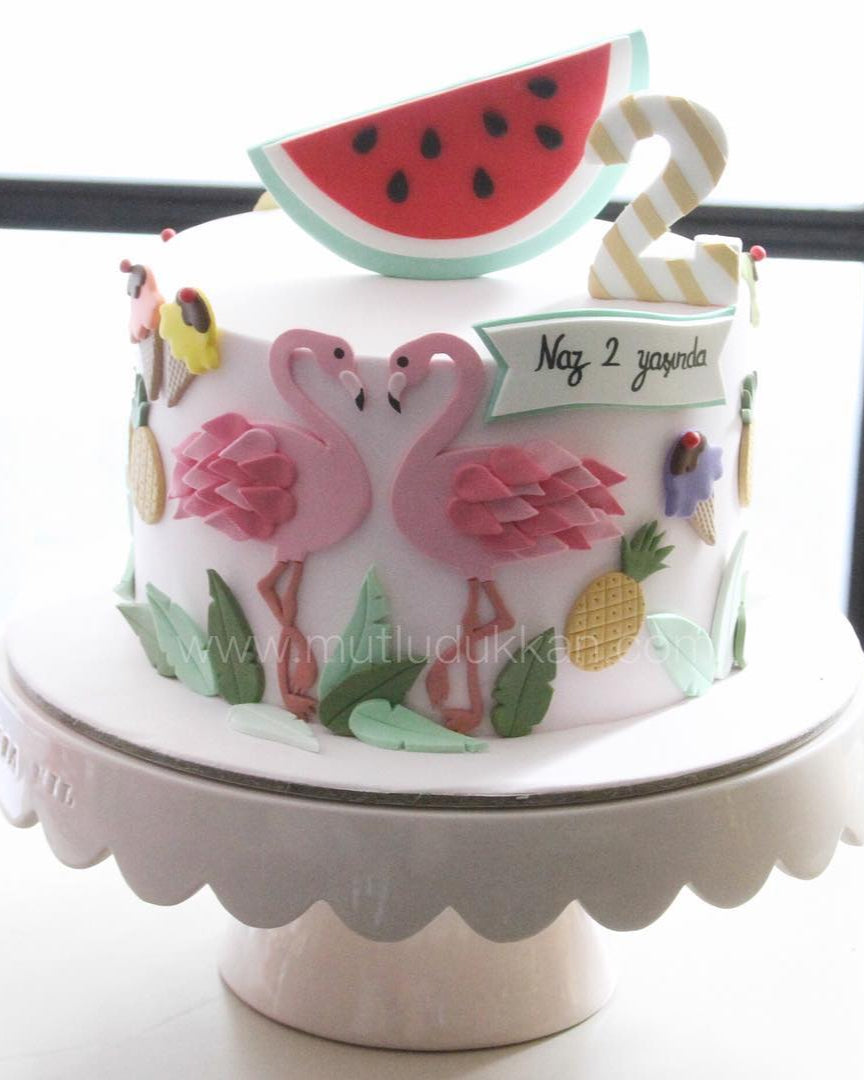 flamingo pasta – tropikal temalı kız doğum günü pastası