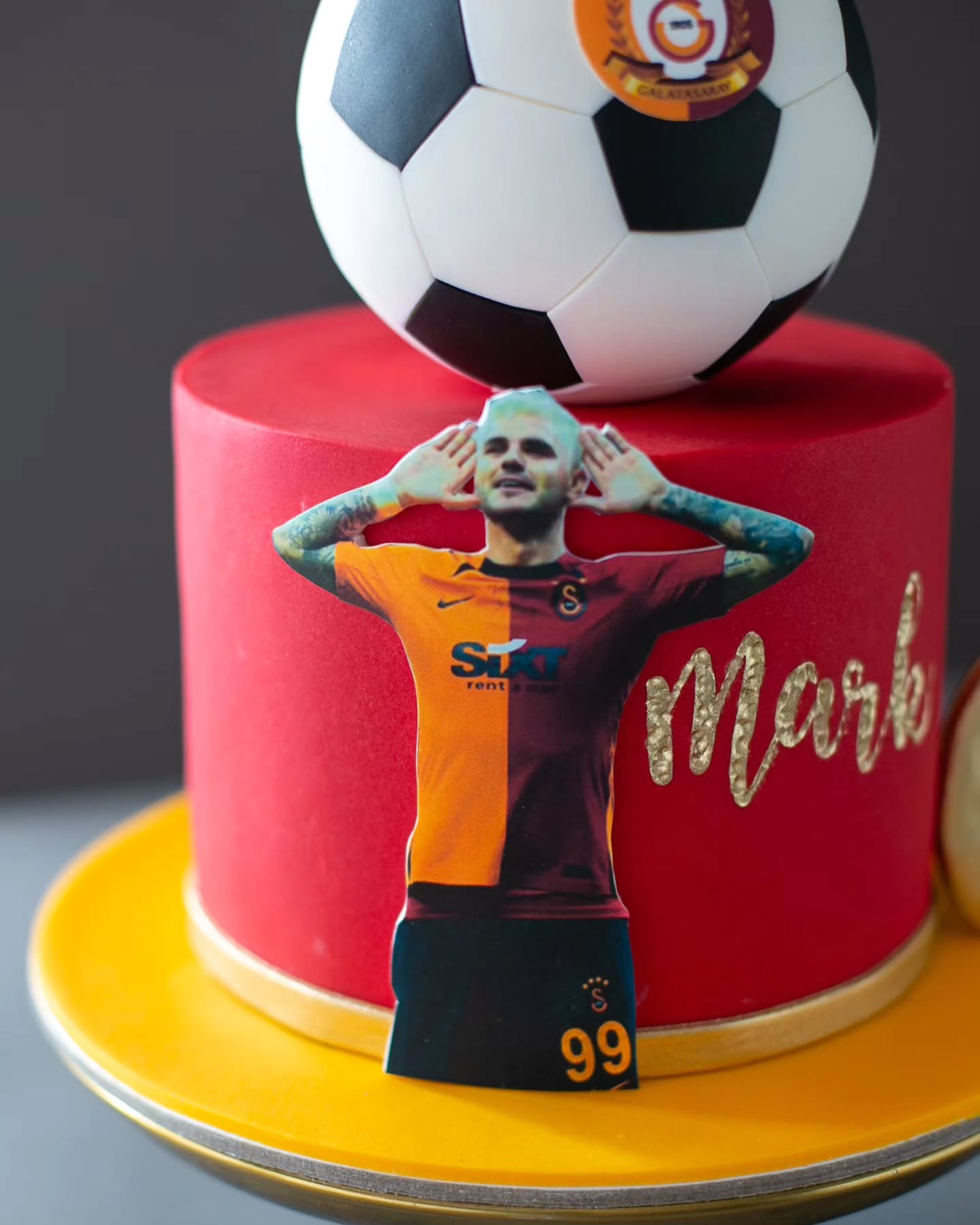 galatasaray pasta – icardi süslemeli erkek çocuk pastası