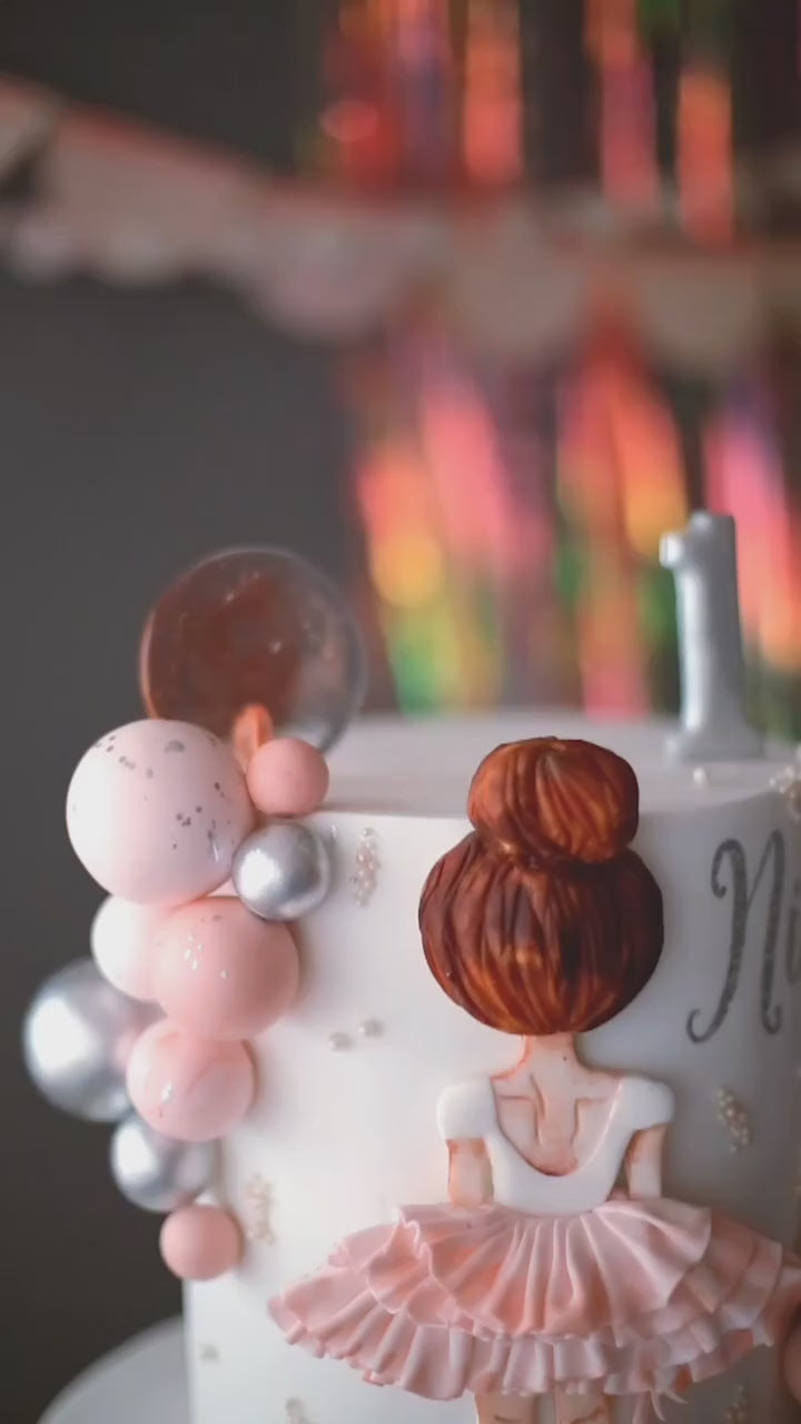 balerin pasta – lolipop şeker süslemeli 1 yaş pastası