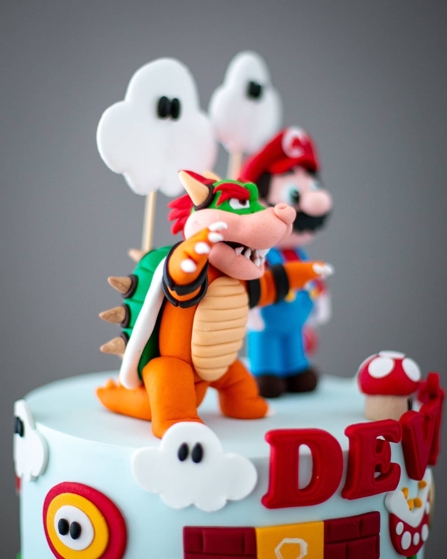 süper mario pasta – bowser figürlü doğum günü pastası