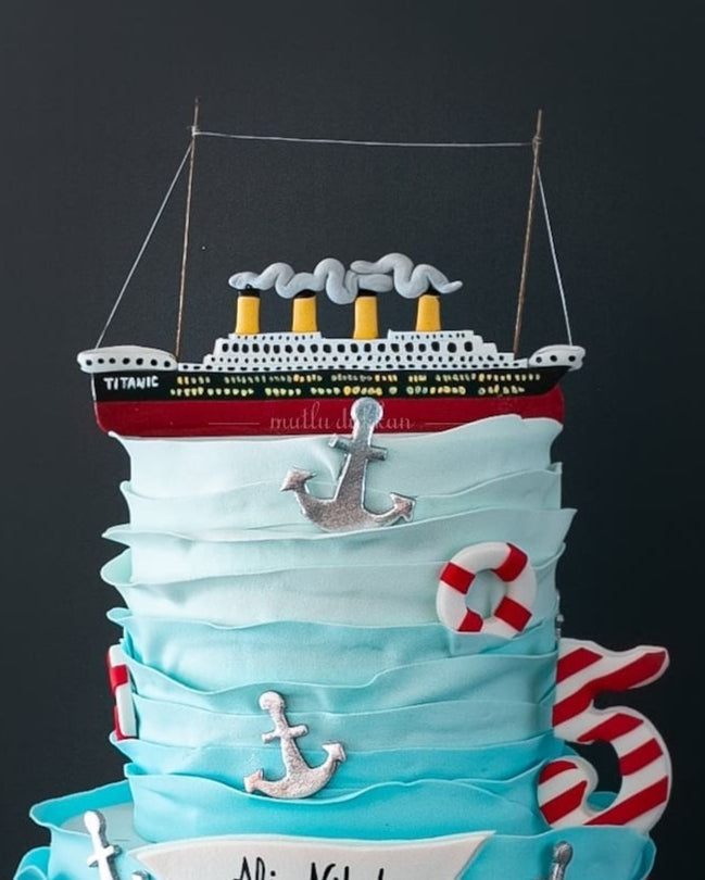 titanic pasta – denizde gemi temalı erkek çocuk pastası