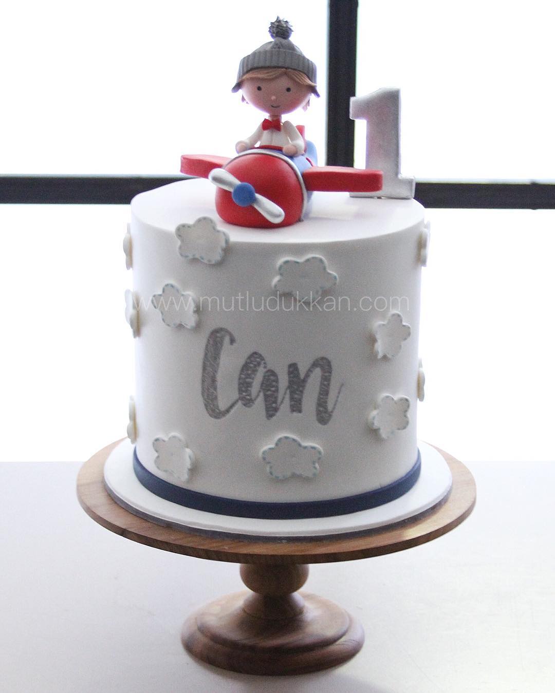 uçak pasta – 1 yaş erkek çocuk doğum günü pastası