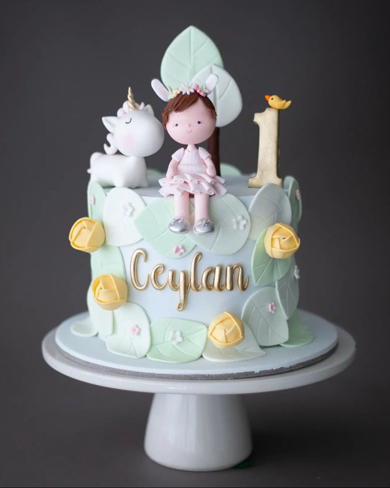 unicorn pasta – çiçek ve gül temalı 1 yaş kız pastası