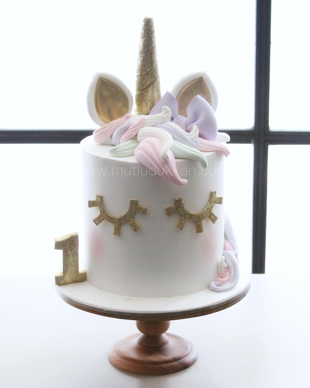 altın simli unicorn pasta – kız çocuk doğum günü pastası