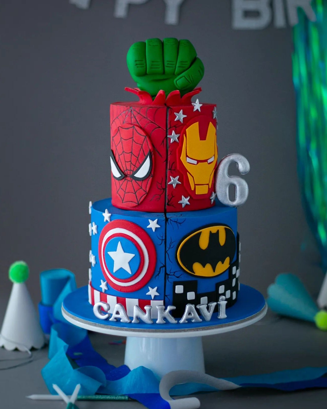 avengers pasta – süper kahraman temalı çocuk pastası