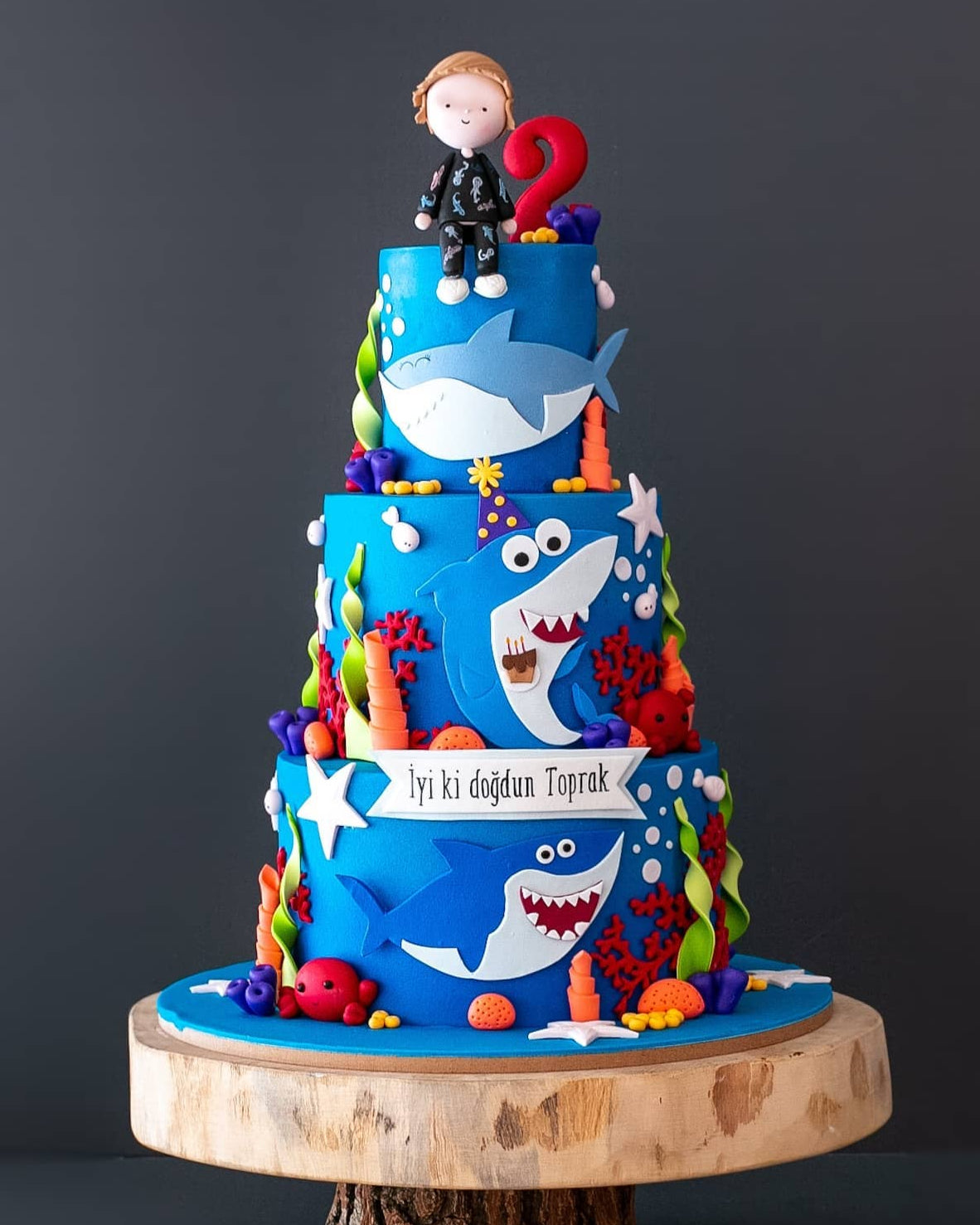 baby shark pasta – köpekbalığı temalı erkek çocuk pastası