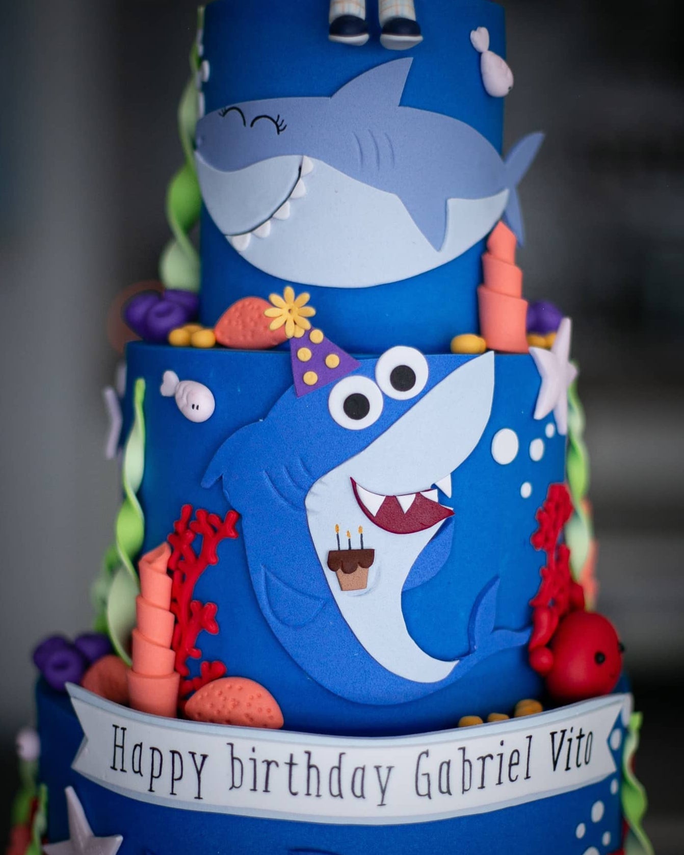 baby shark pasta – erkek çocuk doğum günü pastası