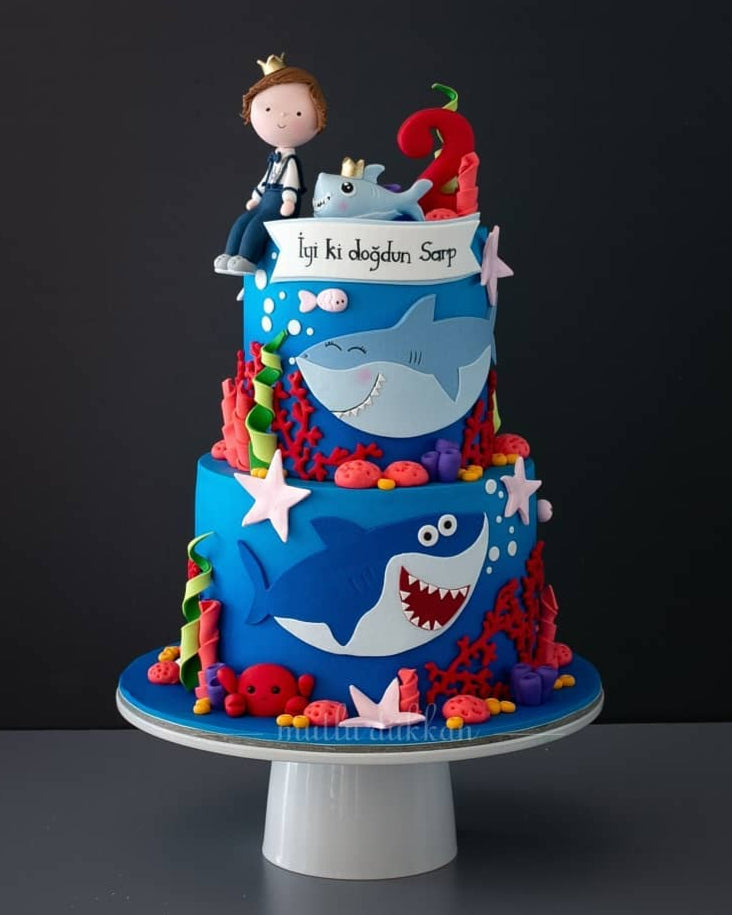baby shark pasta – deniz temalı erkek çocuk pastası