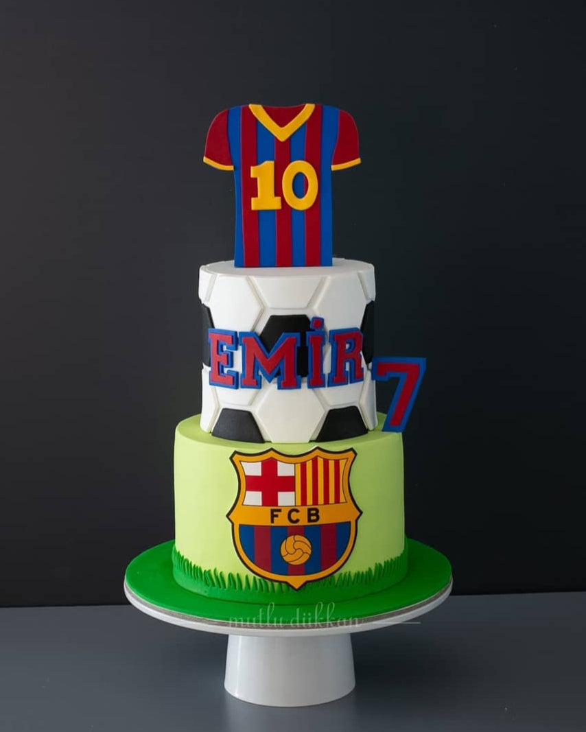barcelona pasta – futbol temalı erkek çocuk pastası