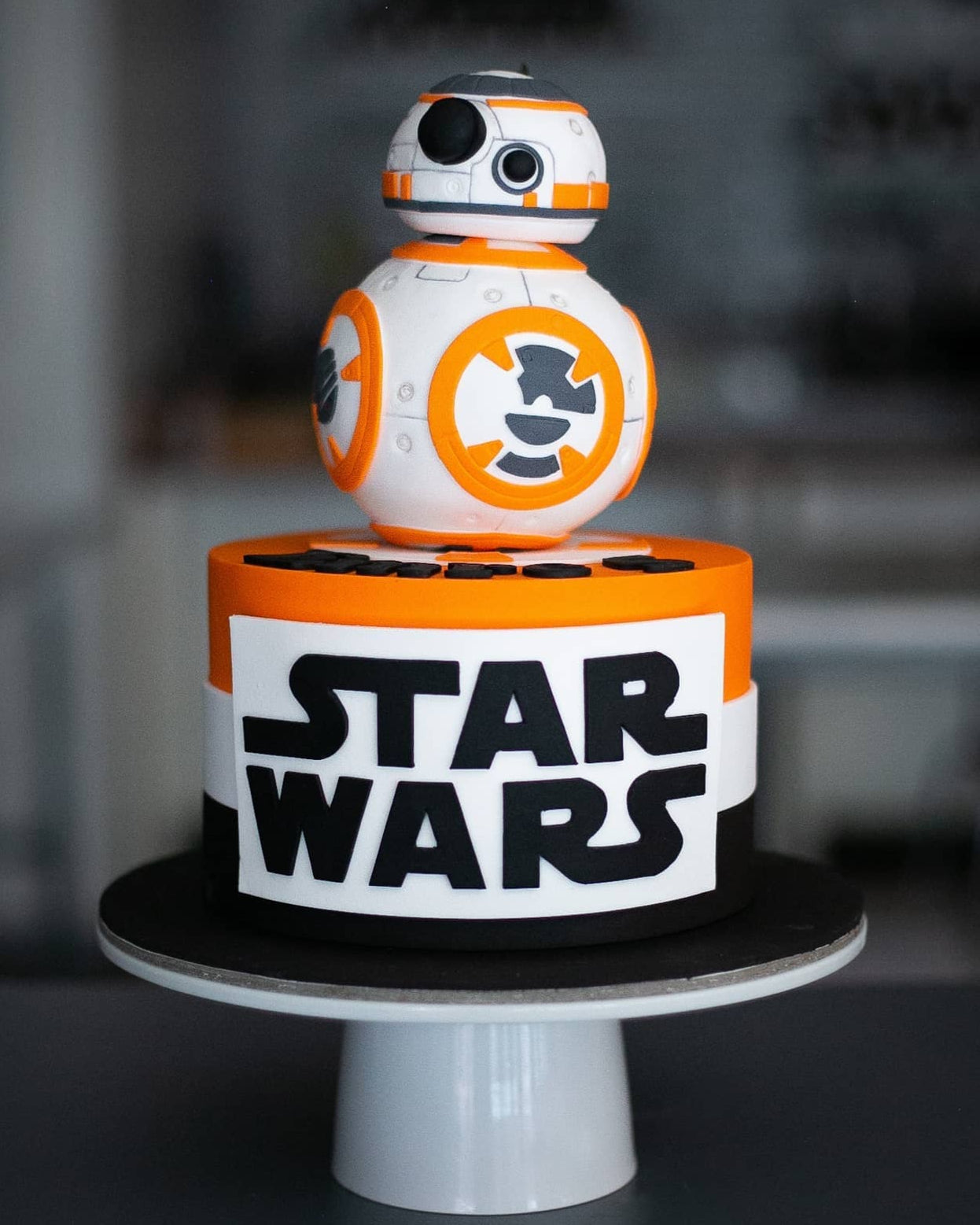 bb8 pasta – star wars ve robot temalı doğum günü pastası