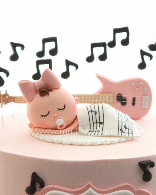 bebek pasta – müzik notası süslemeli baby shower pastası
