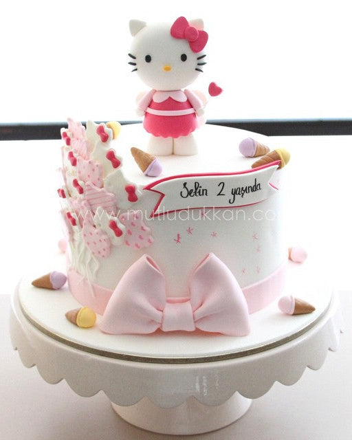 hello kitty pasta – balonlu doğum günü pastası
