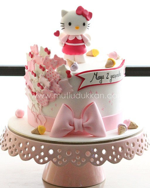 hello kitty pasta – pembe doğum günü pastası