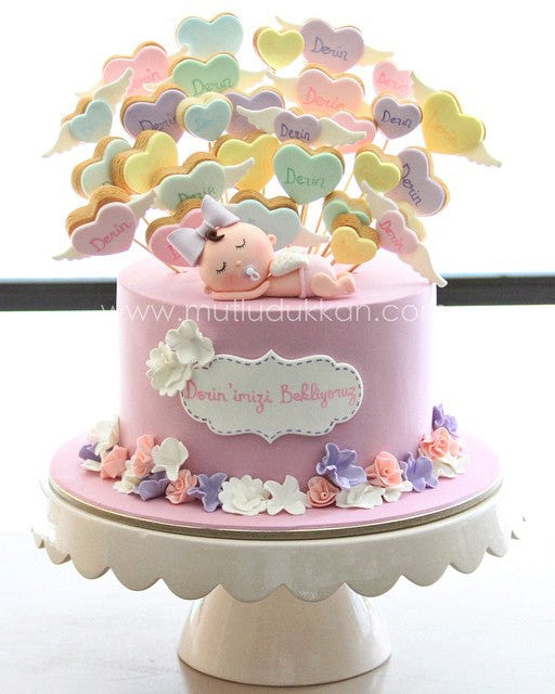 hoşgeldin bebek pasta – kalp temalı baby shower pastası
