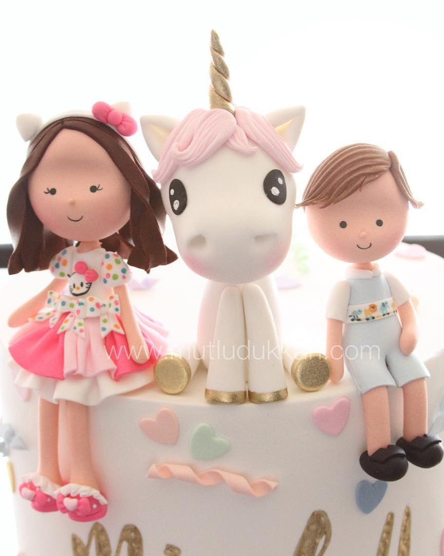 kardeş pasta – unicorn temalı çocuk doğum günü pastası