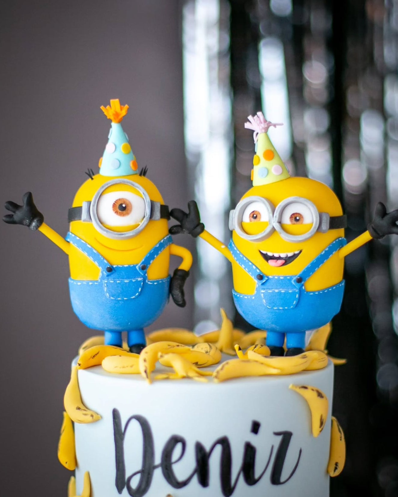 minionlar pastası – muzlu doğum günü pastası