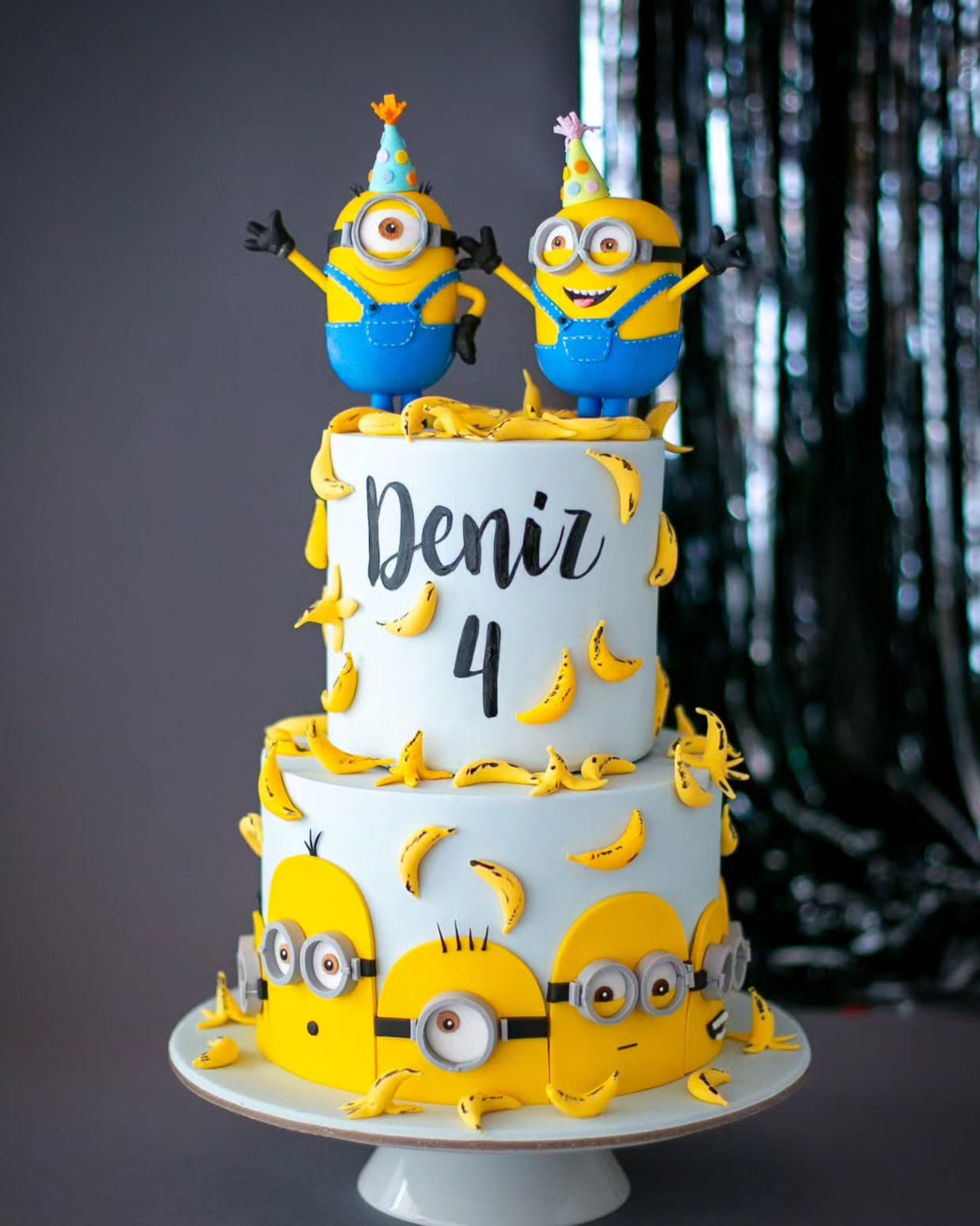 minionlar pastası – muzlu doğum günü pastası