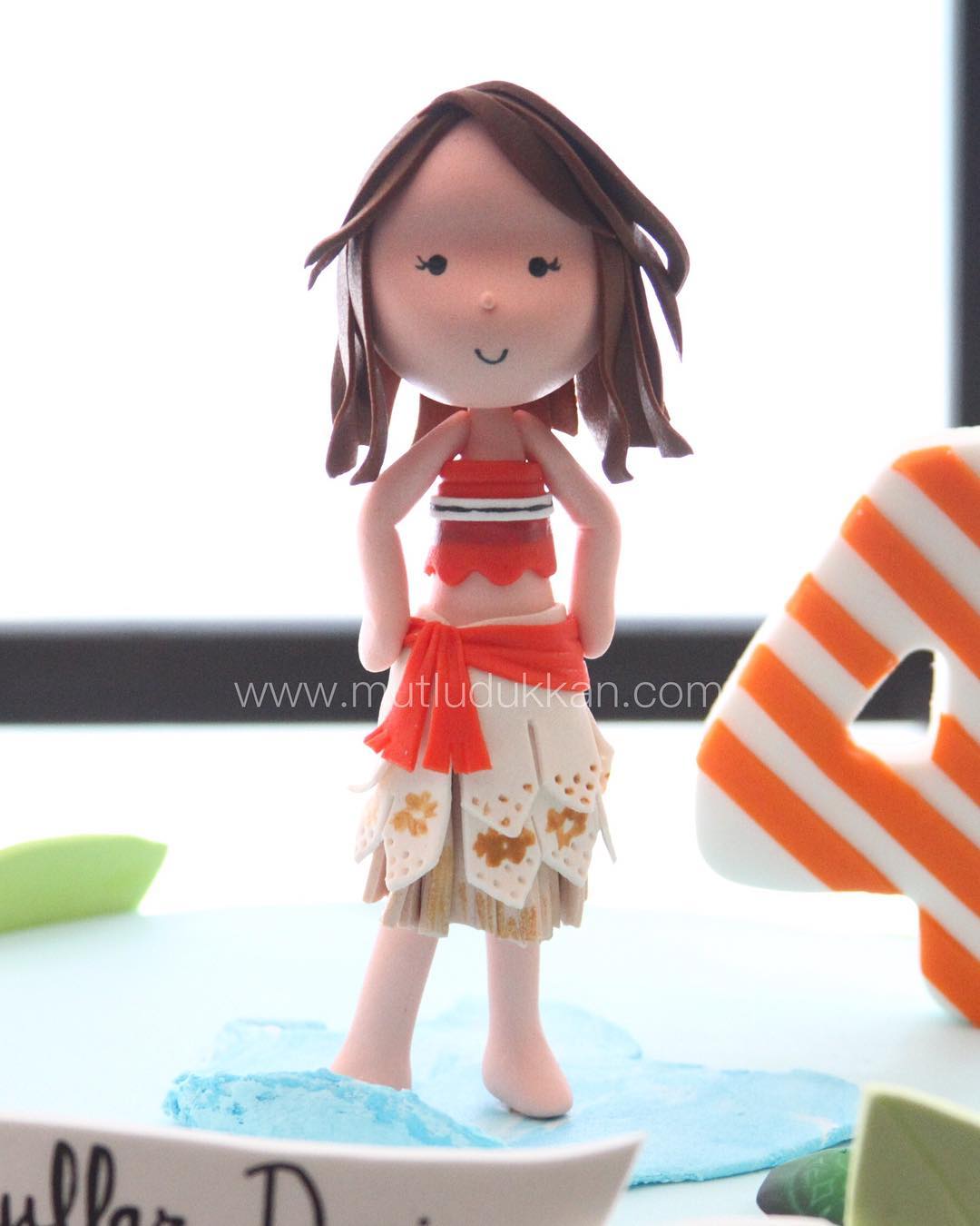 moana pasta – çizgi film karakterli doğum günü pastası