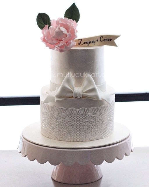 nişan pastası – sedef renkli dantel desenli pasta