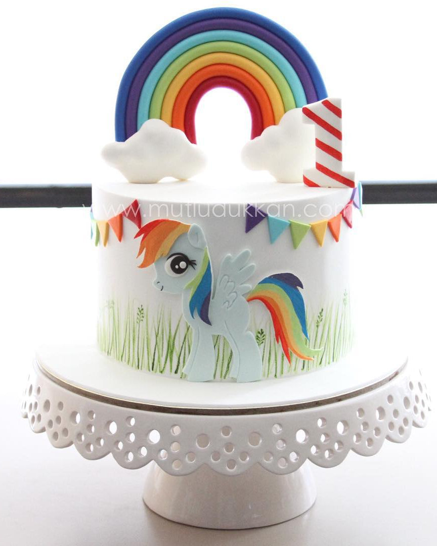 pony pasta – rainbow dash ve gökkuşağı süslemeli pasta