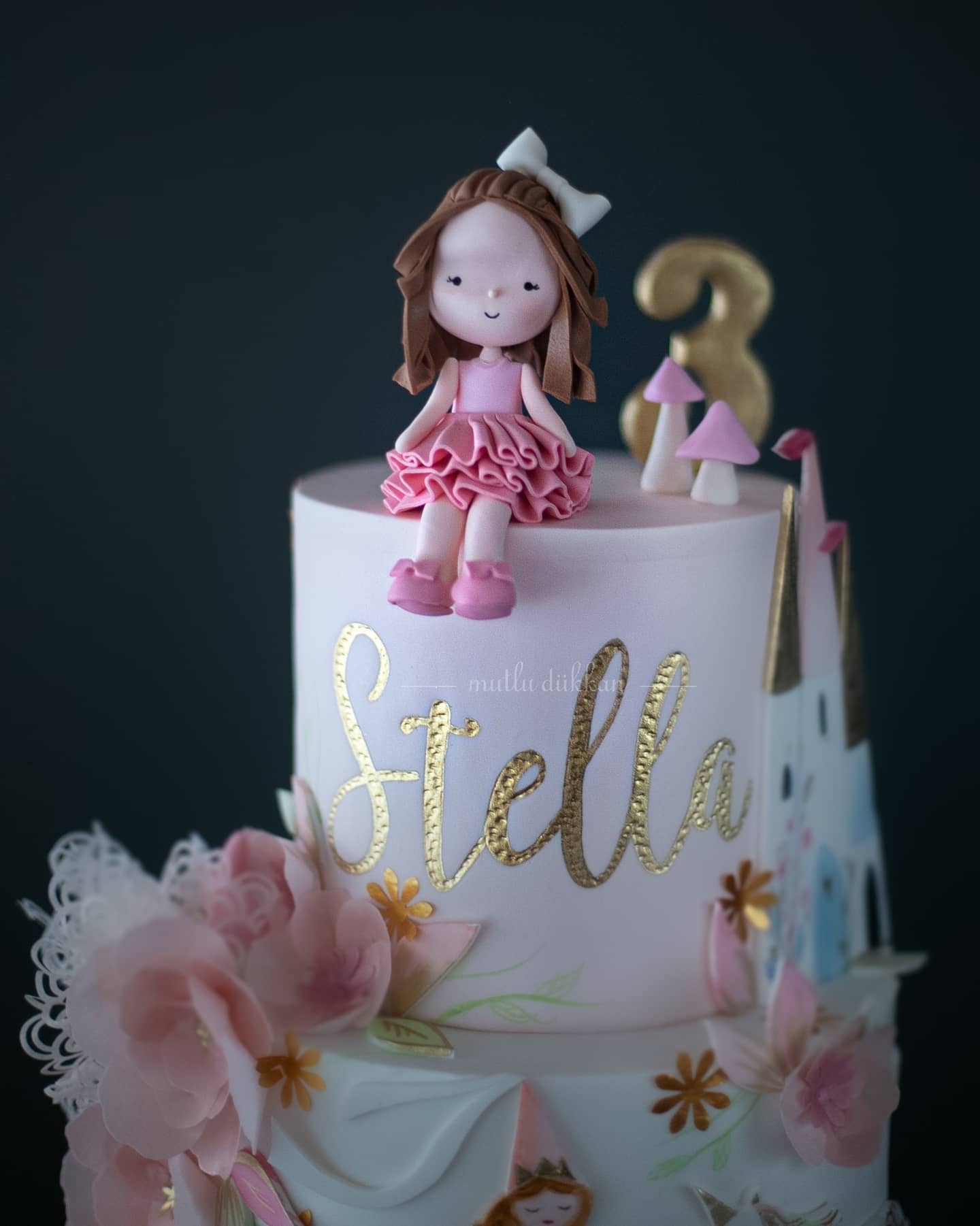 prenses pasta – meri meri saray ve unicorn temalı pasta