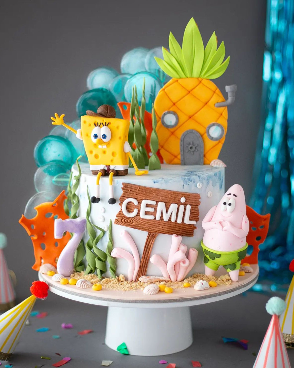 sünger bob pasta – patrick ve ananas ev figürlü pasta