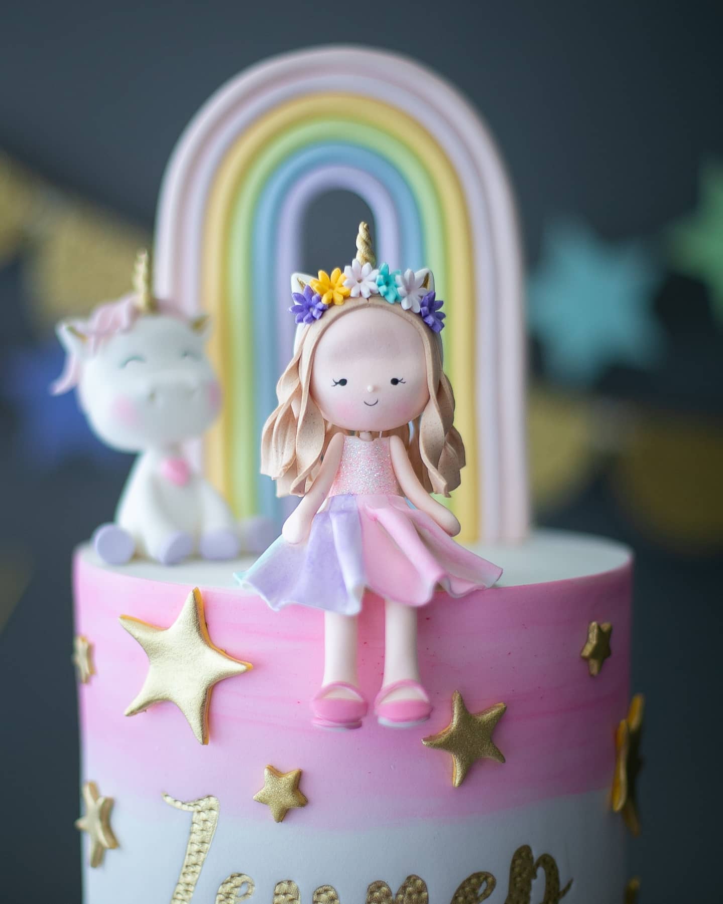 unicorn pasta – gökkuşağı temalı kız çocuk pastası